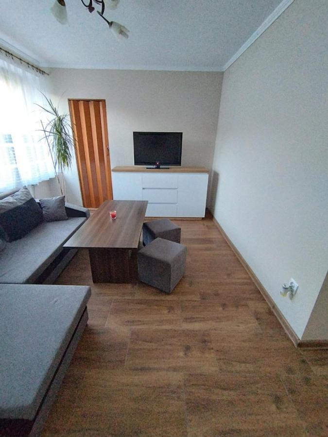 Apartament Przy Dworcu W Sanoku Extérieur photo