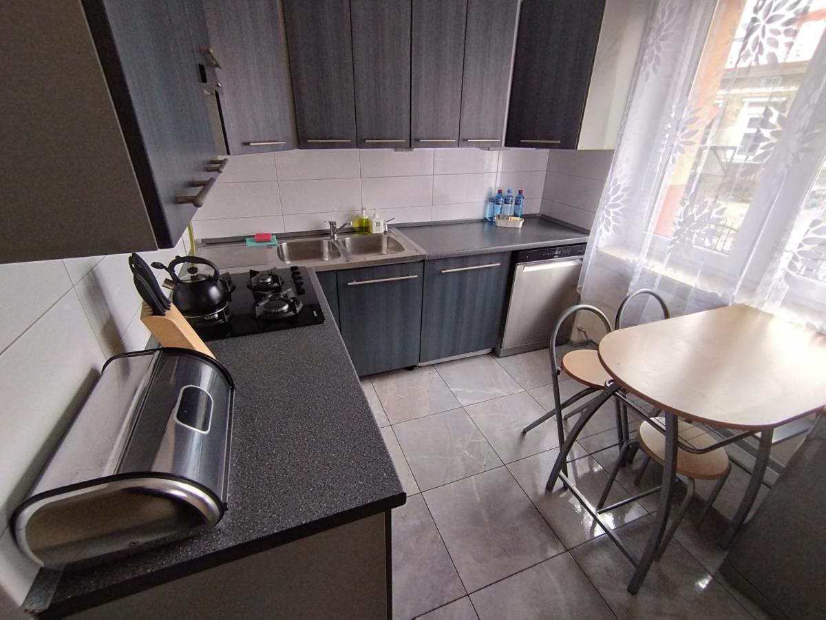 Apartament Przy Dworcu W Sanoku Extérieur photo
